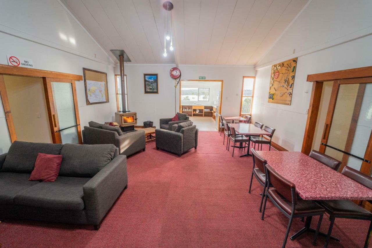 Hostel Lone Moose Backpackers Te Anau Zewnętrze zdjęcie