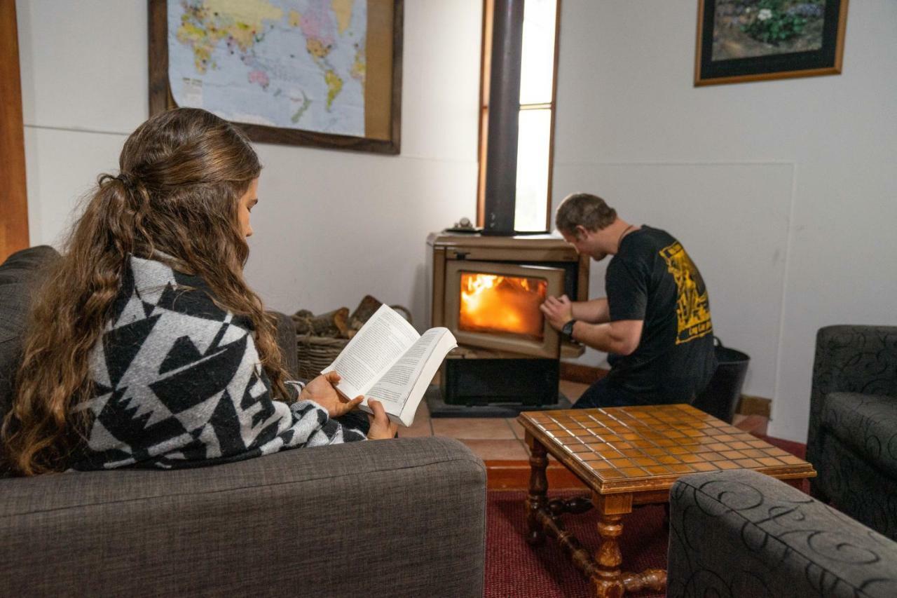 Hostel Lone Moose Backpackers Te Anau Zewnętrze zdjęcie