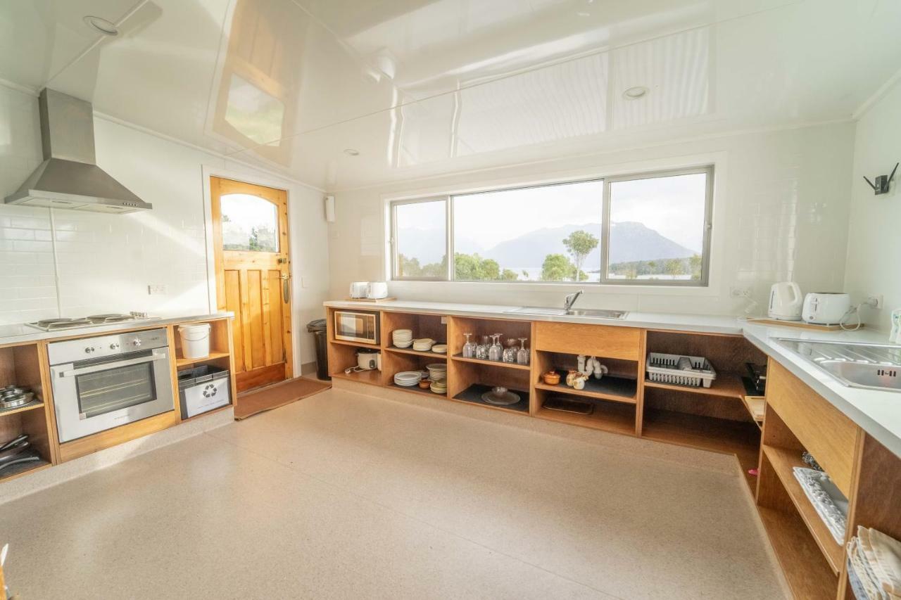 Hostel Lone Moose Backpackers Te Anau Zewnętrze zdjęcie